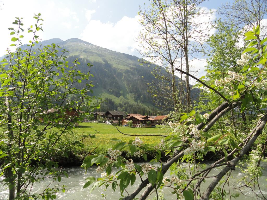 Casa Antica Apartment Gstaad Exterior photo